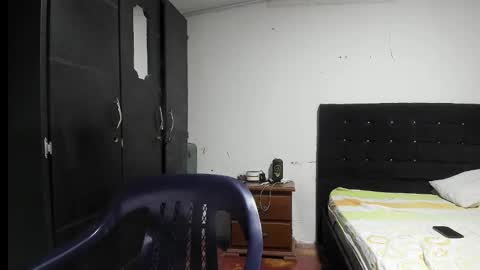 Snapshot of ryan_xc1 chatting on 11.12.25 ryan_xc1 online show from 11.12.25