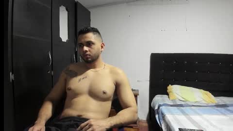 Snapshot of ryan_xc1 chatting on 11.22.25 ryan_xc1 online show from 11.22.25