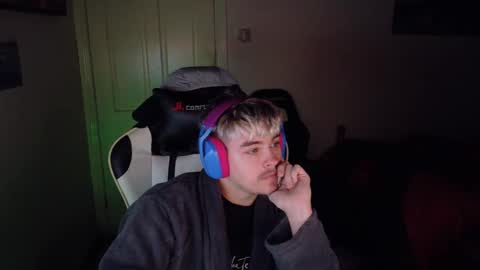 ryanisntgay794 online show from 12.29.24