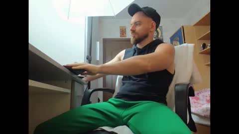 Ryanstone  online show from 11.19.25