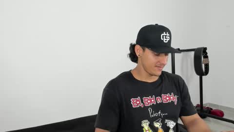 Snapshot of ryanwhite3 chatting on 11.10.25 ryanwhite3 online show from 11.10.25