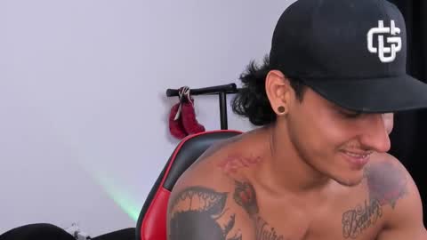 Snapshot of ryanwhite3 chatting on 11.11.25 ryanwhite3 online show from 11.11.25