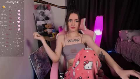 Snapshot of rydel_me chatting on 11.27.25 rydel_me online show from 11.27.25