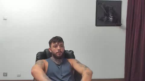 Snapshot of s1nmaster chatting on 10.02.25 s1nmaster online show from 10.02.25