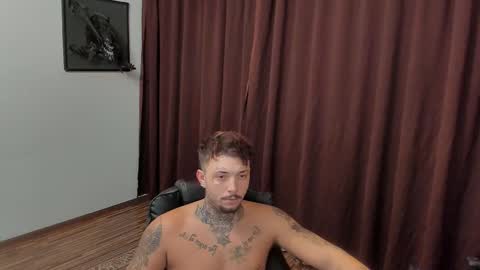 Snapshot of s1nmaster chatting on 10.25.25 s1nmaster online show from 10.25.25