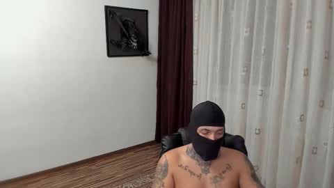 Snapshot of s1nmaster chatting on 10.31.25 s1nmaster online show from 10.31.25