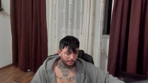 Snapshot of s1nmaster chatting on 12.02.25 s1nmaster online show from 12.02.25