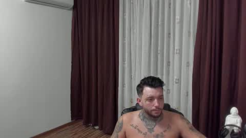 Snapshot of s1nmaster chatting on 12.14.25 s1nmaster online show from 12.14.25