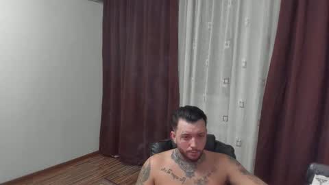 Snapshot of s1nmaster chatting on 12.16.25 s1nmaster online show from 12.16.25