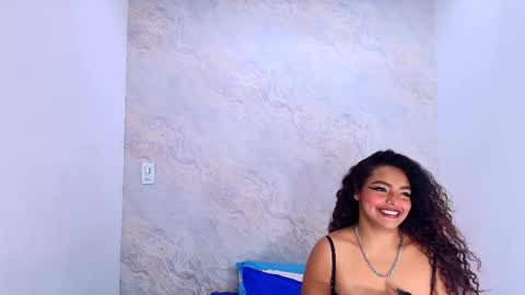 Snapshot of s_sofia_ chatting on 02.24.25 s_sofia_ online show from 02.24.25