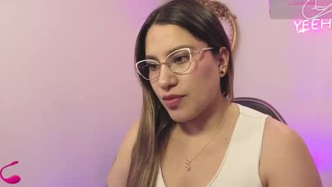 saaya_tay online show from 11.20.25