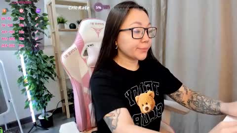 Snapshot of sabrina_sven chatting on 02.08.26 GMT7TueWedThuFriSatSun 0100am-0700am online show from 02.08.26