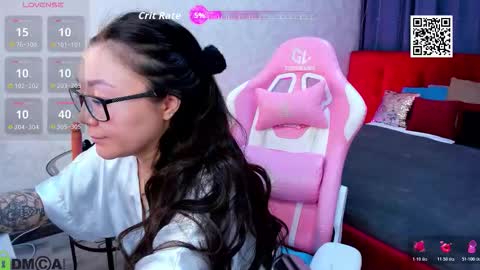 Snapshot of sabrina_sven chatting on 02.23.26 GMT7TueWedThuFriSatSun 0100am-0700am online show from 02.23.26