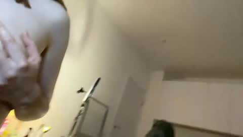 Snapshot of sabrinaanddaniel chatting on 01.23.25 SabrinaDaniel online show from 01.23.25