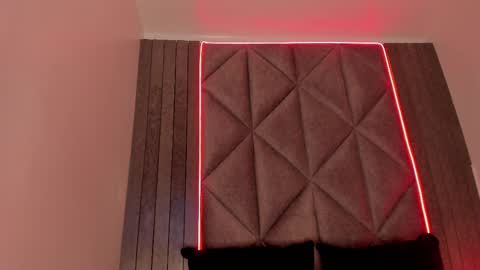 S A B R I N A  online show from 02.21.25