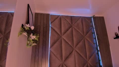 S A B R I N A  online show from 10.10.25