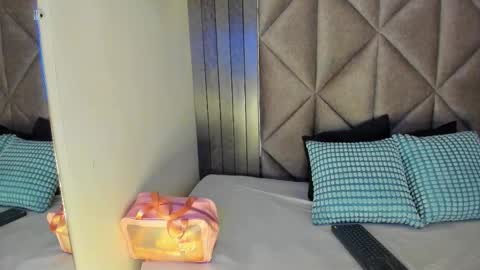 S A B R I N A  online show from 02.06.26