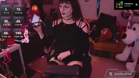 Sadia Sith online show from 10.15.25