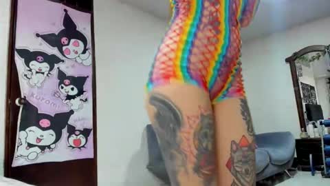    online show from 11.06.25