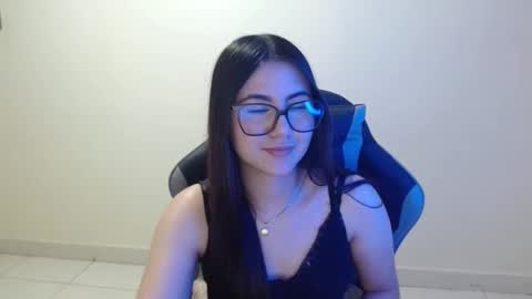 Sahaliefox  online show from 11.03.25