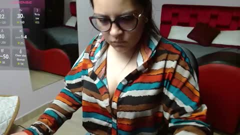 Snapshot of sahamara_07 chatting on 10.13.25 Sahamara online show from 10.13.25