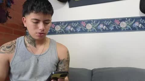 Snapshot of sahara_n_thiago chatting on 04.20.26 Sahara y Thiago online show from 04.20.26
