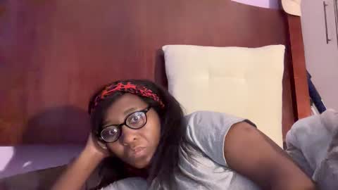 cutie maya online show from 11.27.25