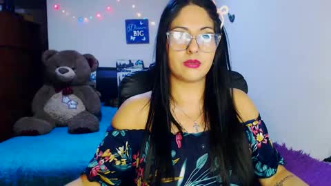 Karina online show from 11.14.25