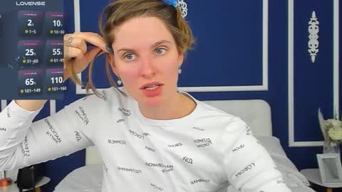 Adel online show from 10.22.25