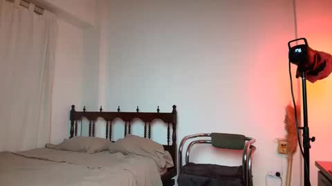 Snapshot of sailor_sindy chatting on 12.22.25 Sindy Scott online show from 12.22.25