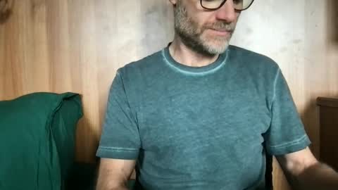 saint009 online show from 06.04.26