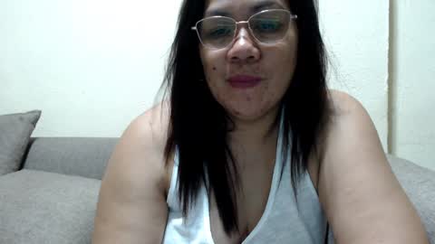 Snapshot of saint_flowerxxx chatting on 12.30.24 saint_flowerxxx online show from 12.30.24