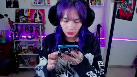    online show from 11.19.25