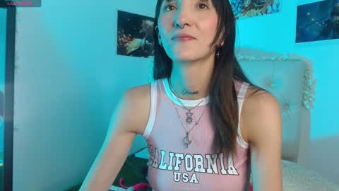Snapshot of sakura_skinny chatting on 01.08.25 Sakura Skinny online show from 01.08.25