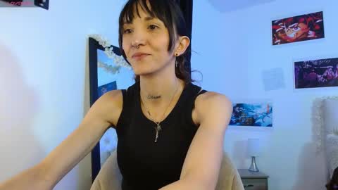 Snapshot of sakura_skinny chatting on 02.19.25 Sakura Skinny online show from 02.19.25