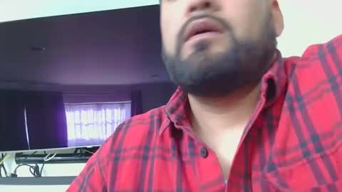 Snapshot of sal_cumplaciente chatting on 12.01.25 sal cumplaciente online show from 12.01.25