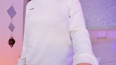 Snapshot of salem_sp chatting on 09.17.25 Salem online show from 09.17.25