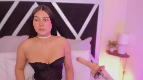 Snapshot of salem_sp chatting on 11.04.25 Salem online show from 11.04.25