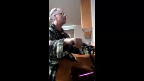 salis1981 online show from 04.18.26