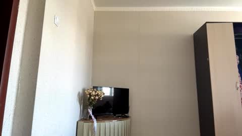 Snapshot of salliecauthorne chatting on 06.22.26 Kary online show from 06.22.26