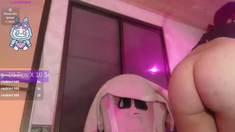 Snapshot of sally23_ chatting on 05.15.26 salloy online show from 05.15.26