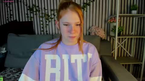 Snapshot of sally_ange1 chatting on 02.16.26 Sally online show from 02.16.26