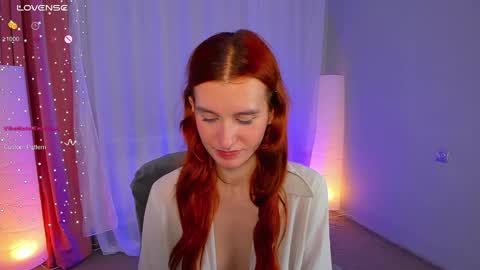 Snapshot of sallybiscuit chatting on 01.09.25 Sally online show from 01.09.25