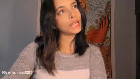 Snapshot of sallymaddoxx chatting on 10.29.25 sallymaddoxx online show from 10.29.25