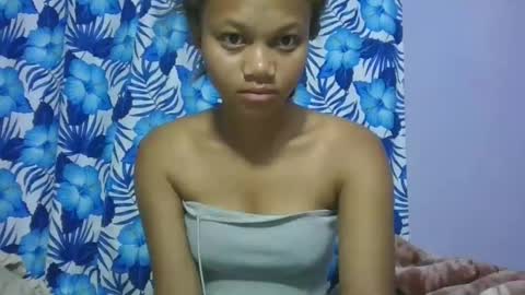 SallyWett online show from 03.06.25