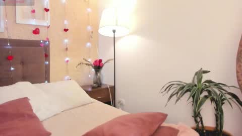 Snapshot of salo____ chatting on 02.20.26 Salo online show from 02.20.26