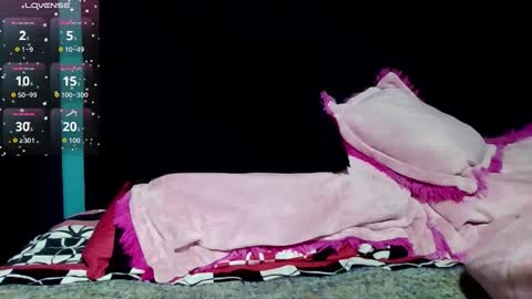 Snapshot of salo_heavenn chatting on 11.22.25 salome online show from 11.22.25