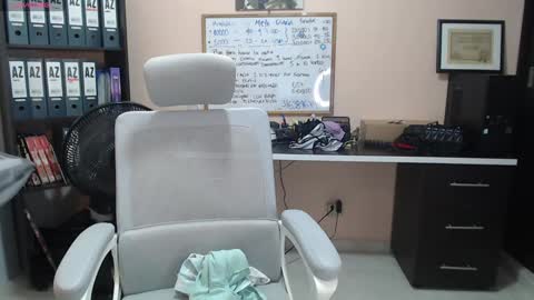 Snapshot of salome_010 chatting on 01.02.25 Salome online show from 01.02.25