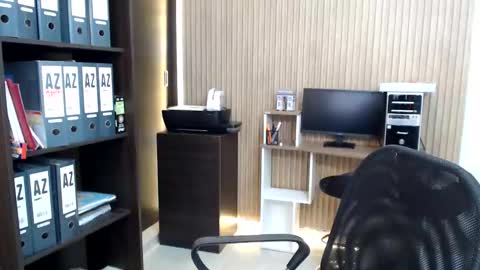 Snapshot of salome_010 chatting on 02.25.26 Salome online show from 02.25.26