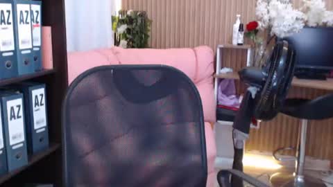 Snapshot of salome_010 chatting on 06.30.26 Salome online show from 06.30.26
